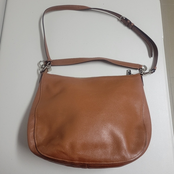 Coach Turnlock Pebbled Leather Hobo Bag. - Picture 16 of 16